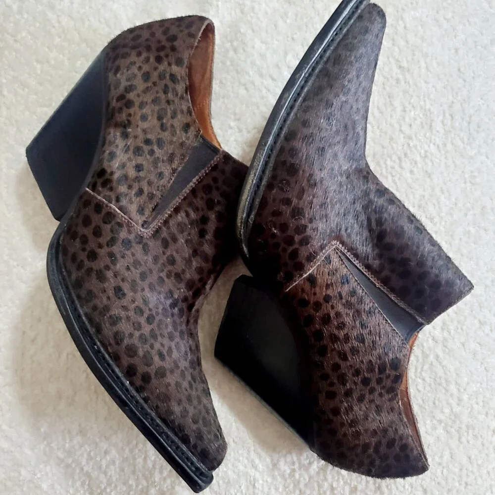 Jeffrey Campbell Leopard Pointed Toe Calf Hair Ankle Boots Size 9.5